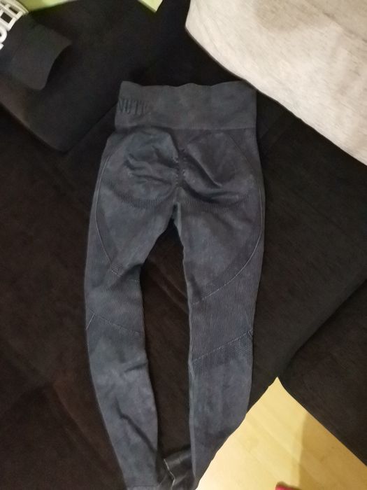 Дамски спортни дрехи