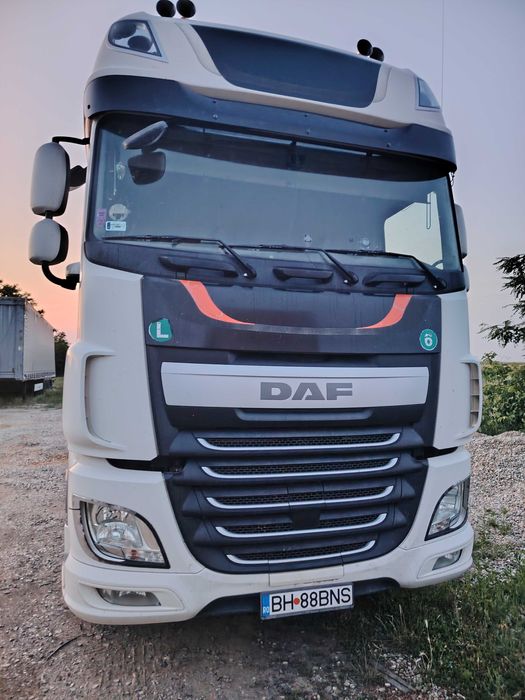 Vînd daf și Mercedes