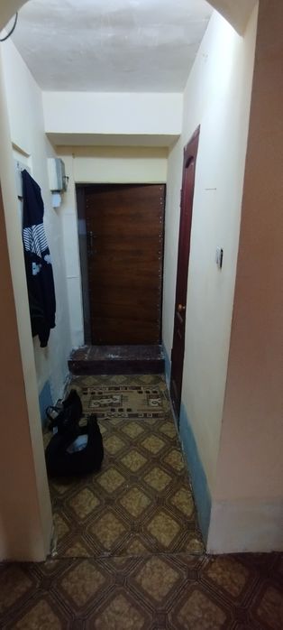 Продам 1 комнатная квартира в бывшем общежитии