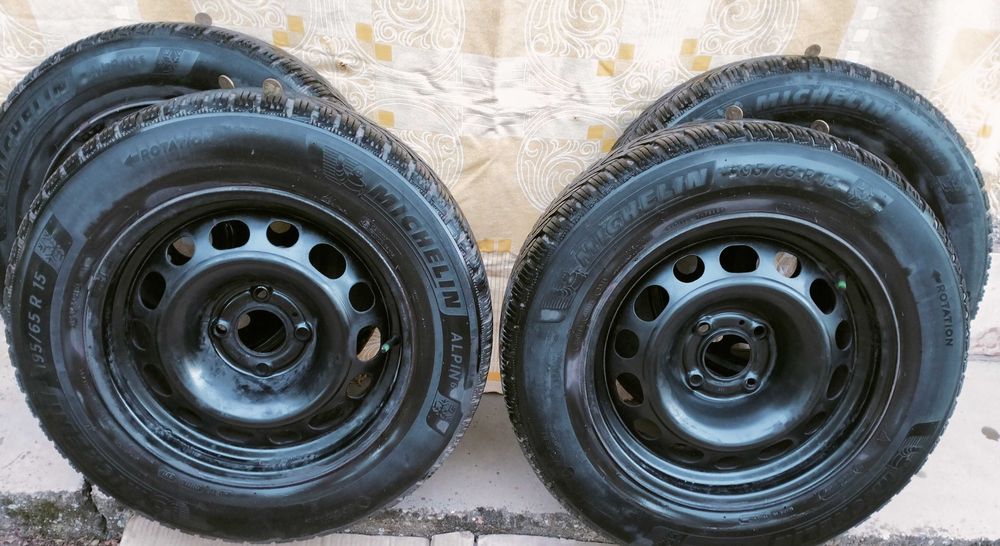Set roti iarna Jante otel cauciuc Anvelope Michelin Alpin 195/65 R16