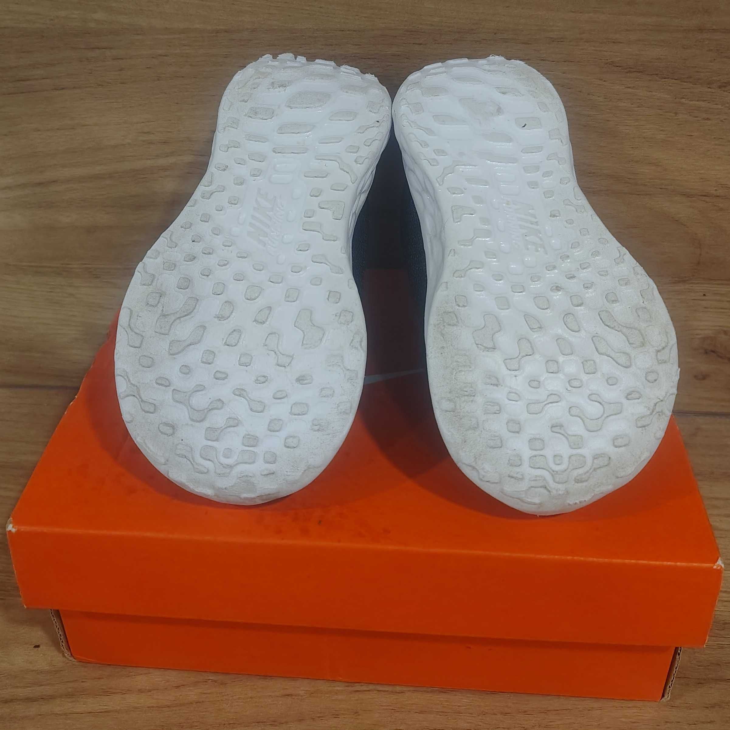 Nike Revolution 6_размер 22