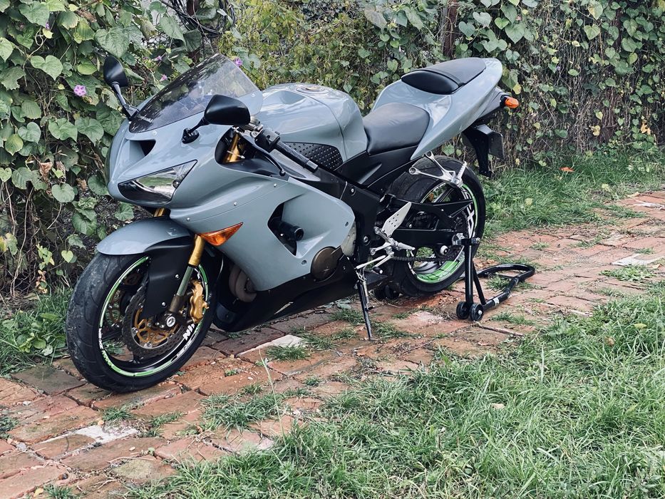 Kawasaki ZX6R 636