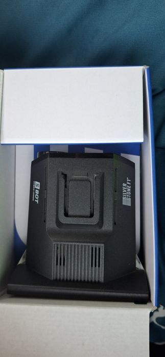 Продам Silverstone F1 S Bot gibrid почти Новый 3 дня ползовалис