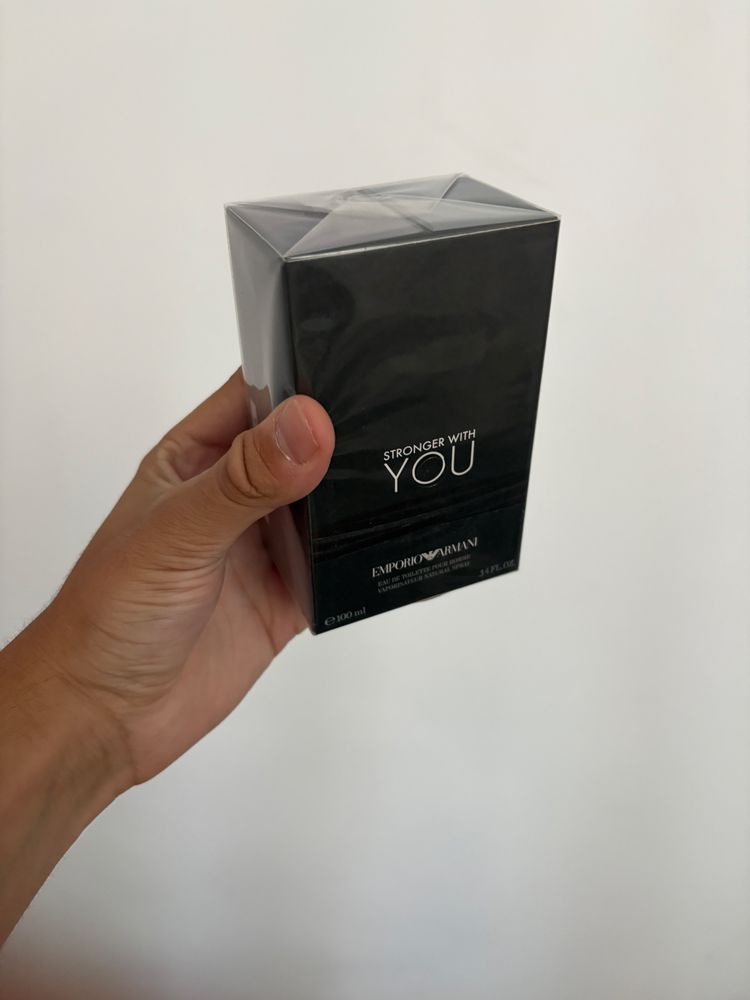 Parfumuri orice brand la 200 de lei.