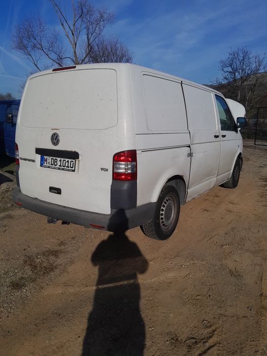 dezmembrez vw  t6, t5.2 2.0 tdi 2011