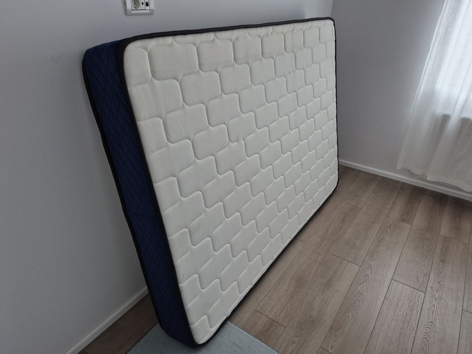 Saltea  140x200 arcuri si memory foam