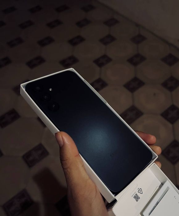 Samsung a 16 5g telefoni