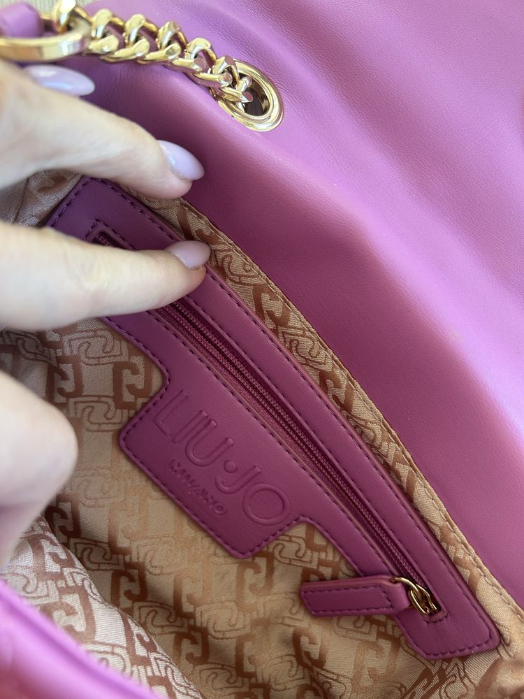 Чанта liu jo розова.