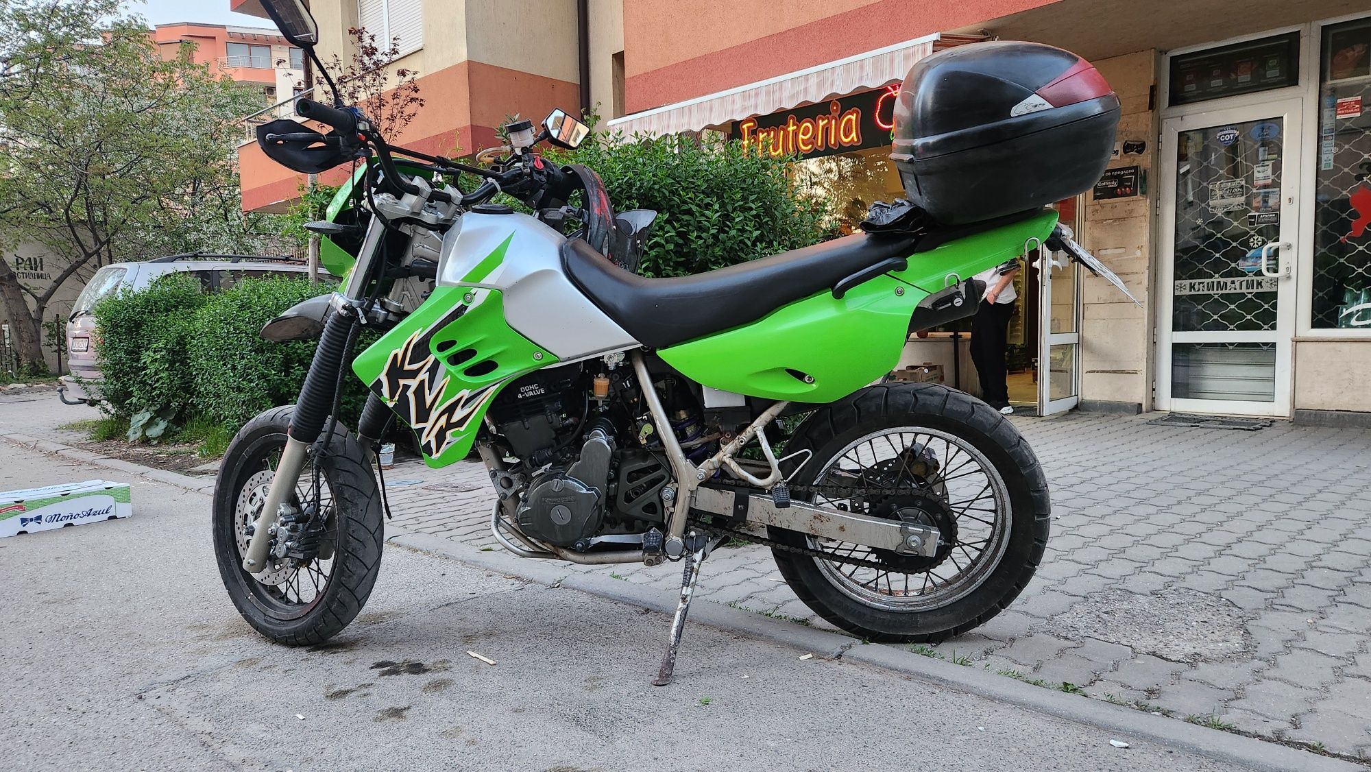 Kawasaki klr 650 super MOTO бартер