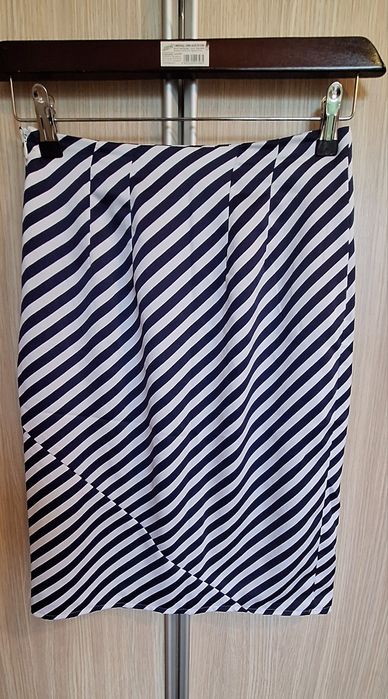 Fusta din satin Mohito 34