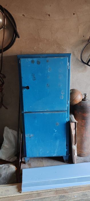 Продам сейф. В отличном состоянии