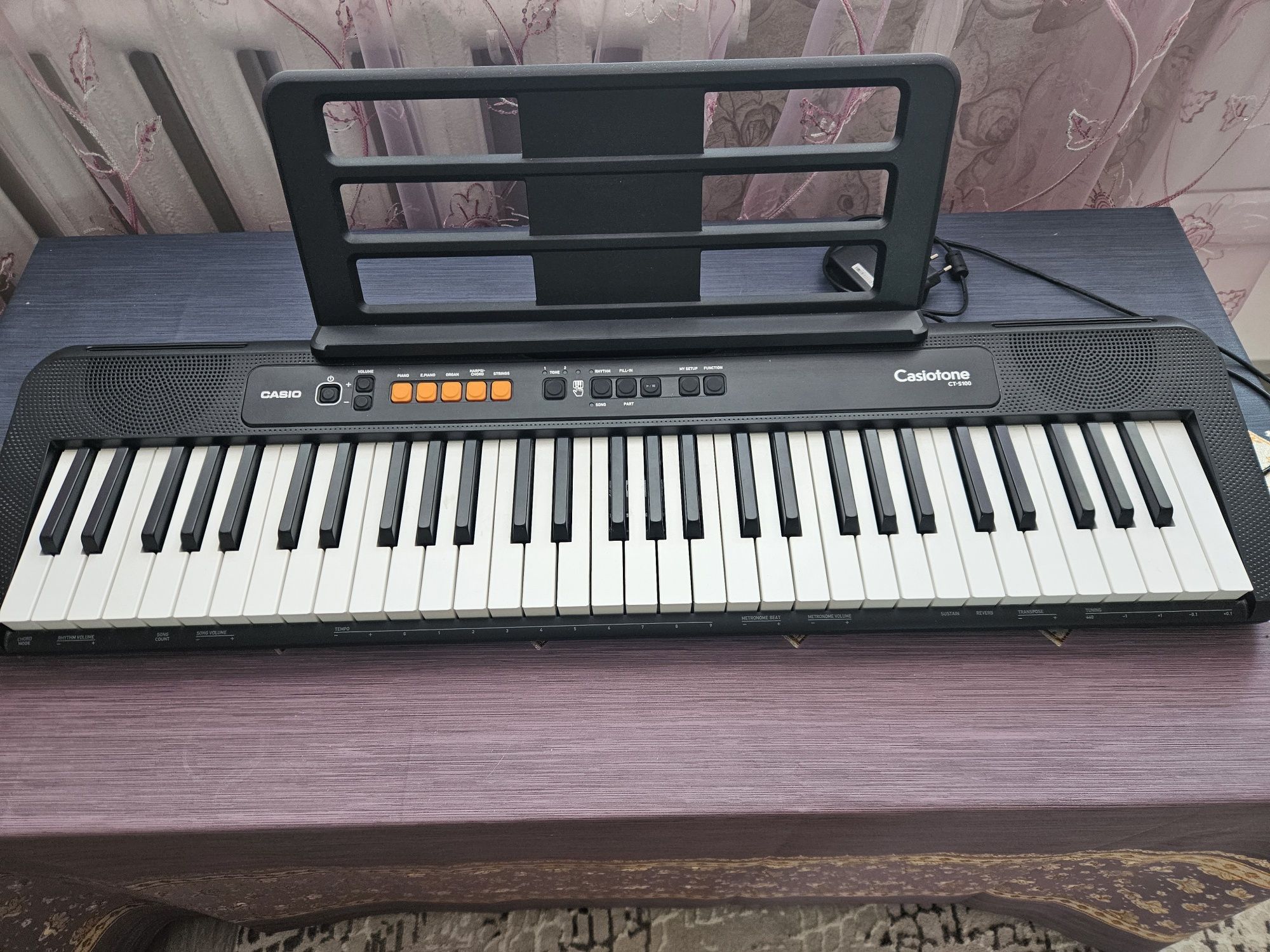 Синтезатор Casiotone
