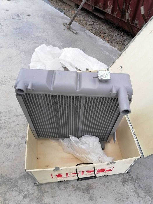 Радиатори за всички марки строителни машини