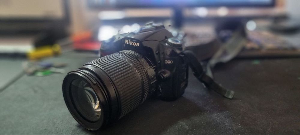 Nikon D 90 ishlashi yaxshi uzimniki