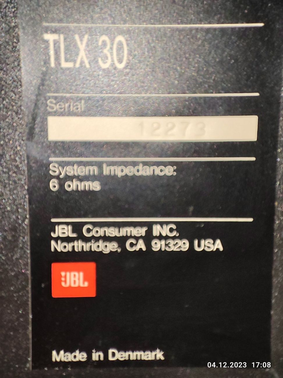 Продавам трилентови колони JBL TLX 30 8″ 120 w