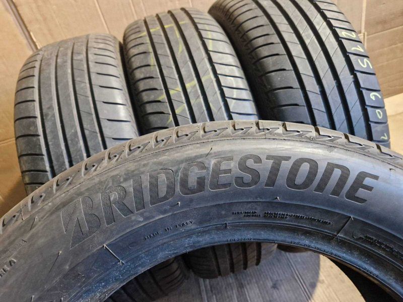4 Bridgestone R17 215/60
летни гуми DOT4321