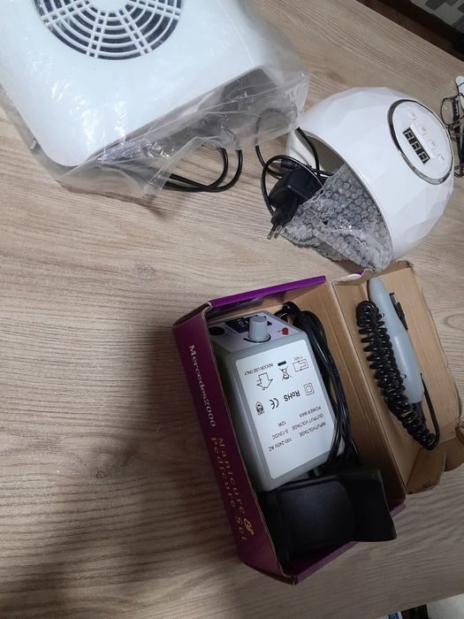 Продам набор для маникюра