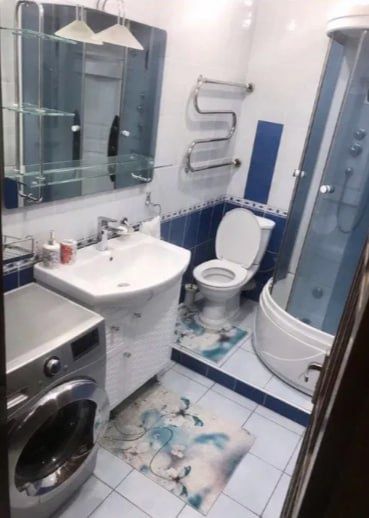 Срочно! Квартира на Дружба народов 3/9/9 общ пл 72м  с обстановкой