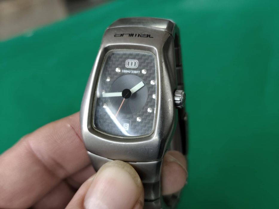 Кварцов часовник Animal 042 Titanium