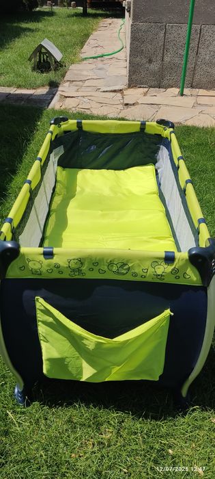 Детски легла с матраци като нови!Детска кошарка като нова!!!