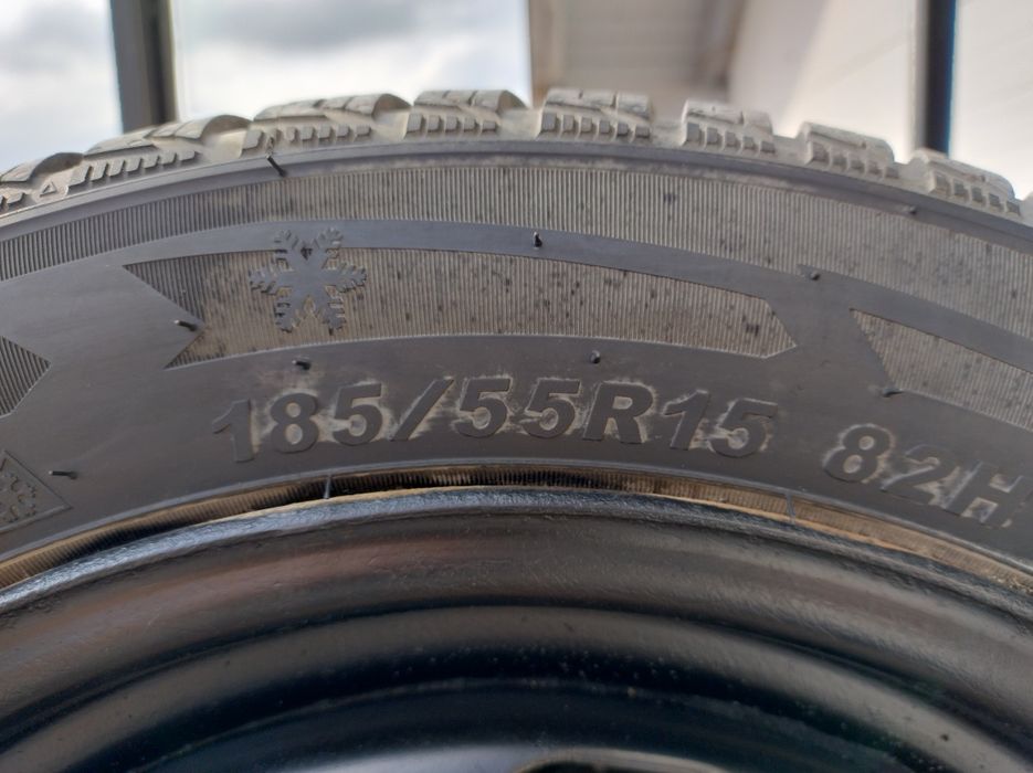 Set 4 anvelope + Jante - 185 55 R15 M+S CADOU rezervă 195/55/15