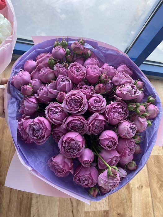 Букет кустовые пионы за 10к