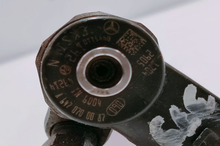 Injector  2.2 cdi A6470700087 / 0445110192 Mercedes-Benz Sprinter a 2