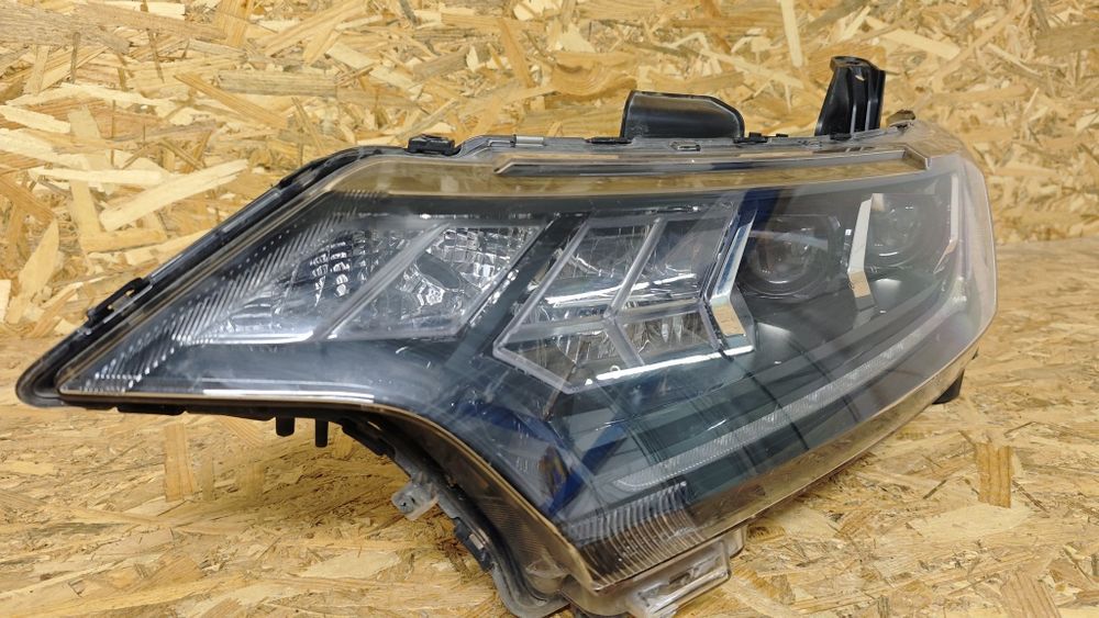 Ляв фар за Митсубиши Аутлендър Mitsubishi Outlander 3 Full LED