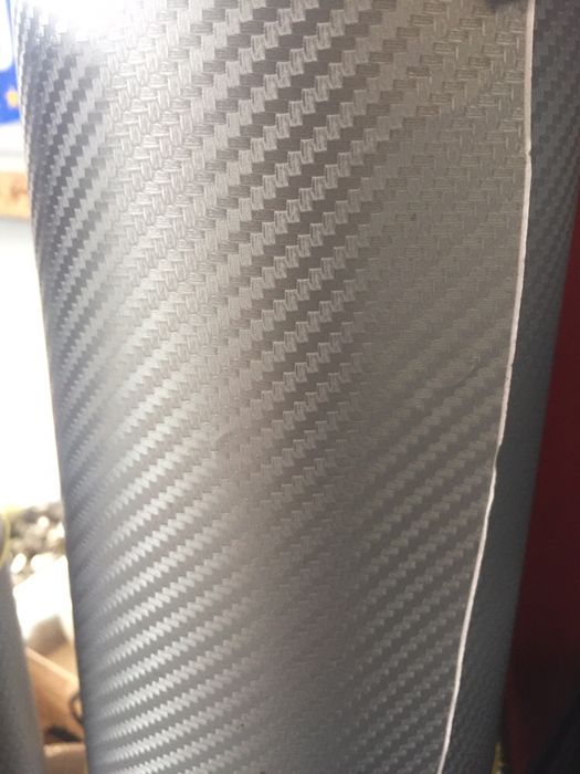 folie auto Carbon 3D negru ,argintiu ,alb , Bleomarin , rosu , gri roz