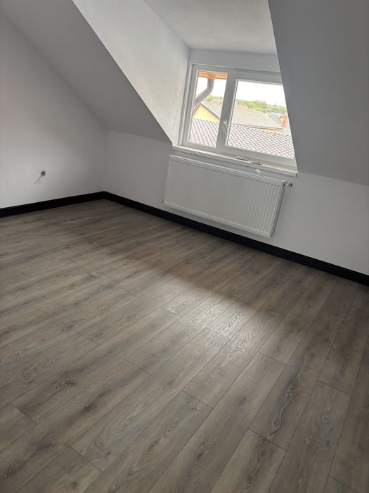 Apartament 3 camere , 90 mp utili .Zona||Turnisor-Bieltz