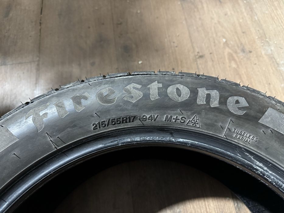 Продаются всесезонные шины Firestone WeatherGrip 215/55 R17