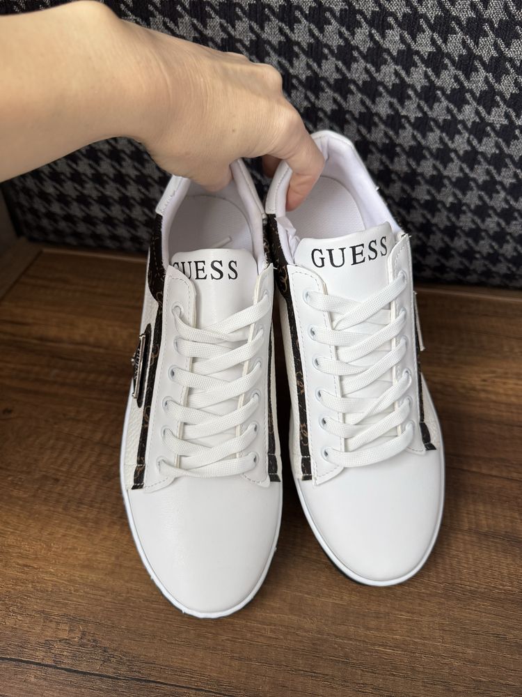 Мъжки маратонки Guess