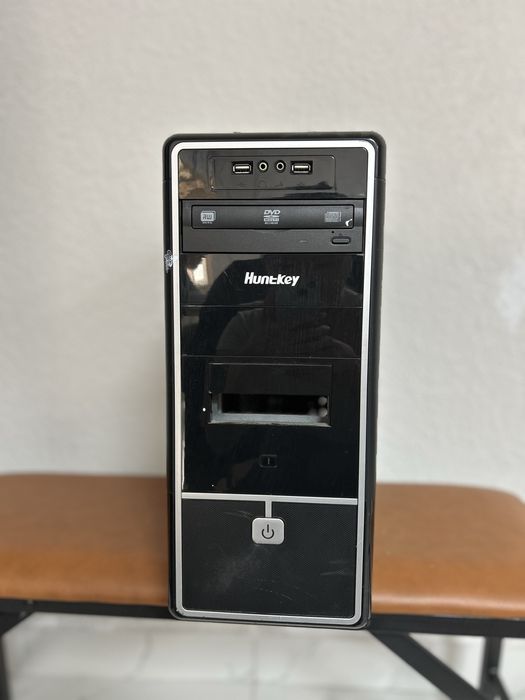 Процессор Huntkey черный