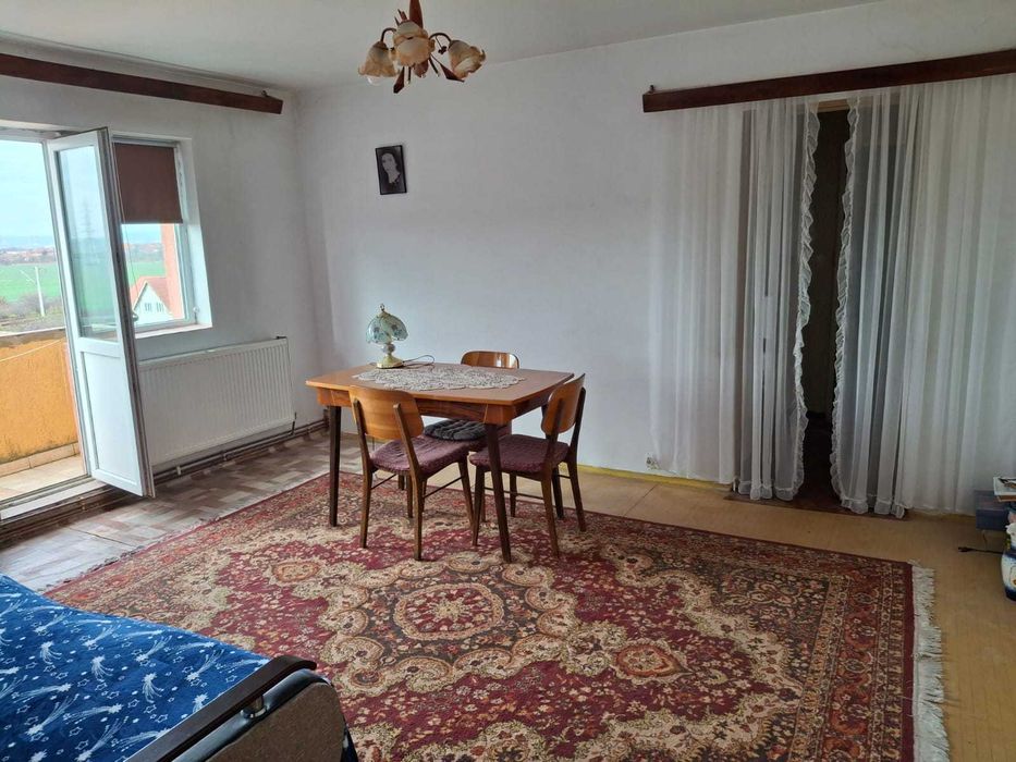 Vand apartament 2 camere