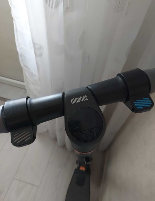 Электросамокат Ninebote
