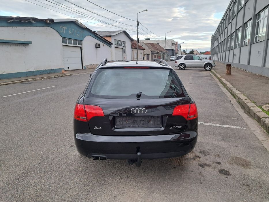 Vând Audi A4 B7 2.0 tdi 140 cp