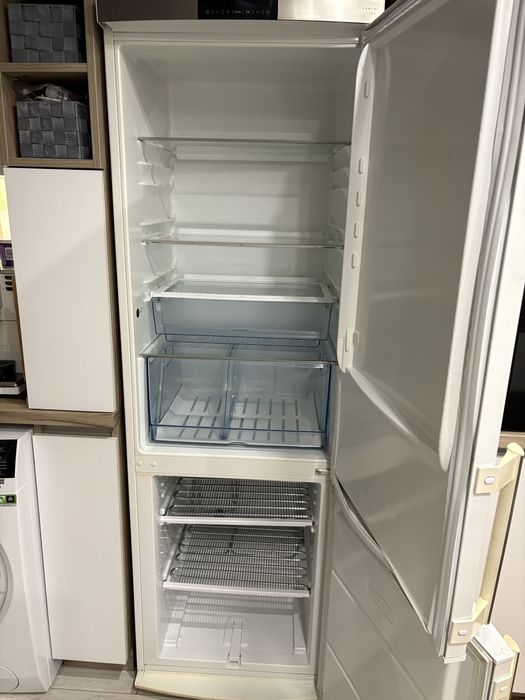 Хладилник с фризер AEG два комп.