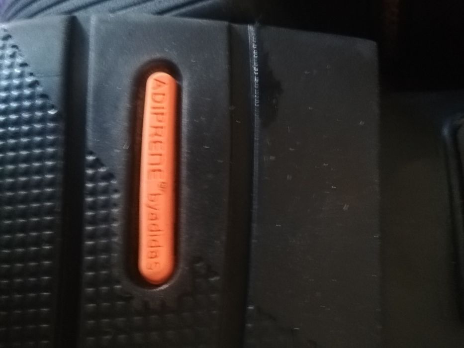 Продавам 3 чифта спортно-елегантни обувки