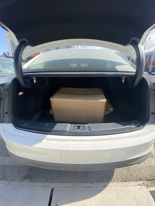 Hongqi E-QM5 500Km Full 2025