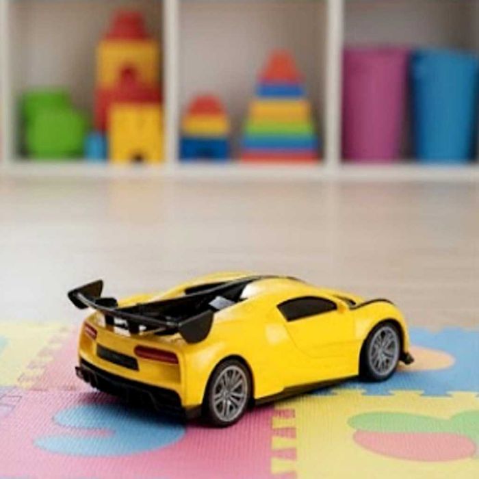 Радиоуправляема спортна кола