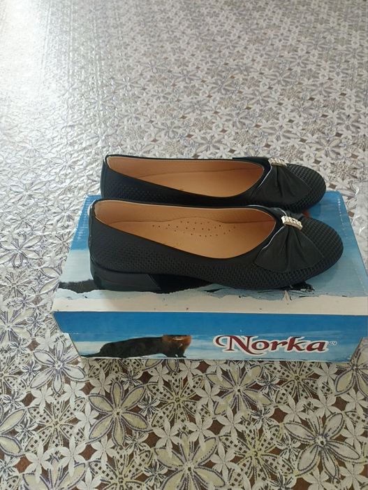 Kojanniy tufli Norka firmaniki yengi