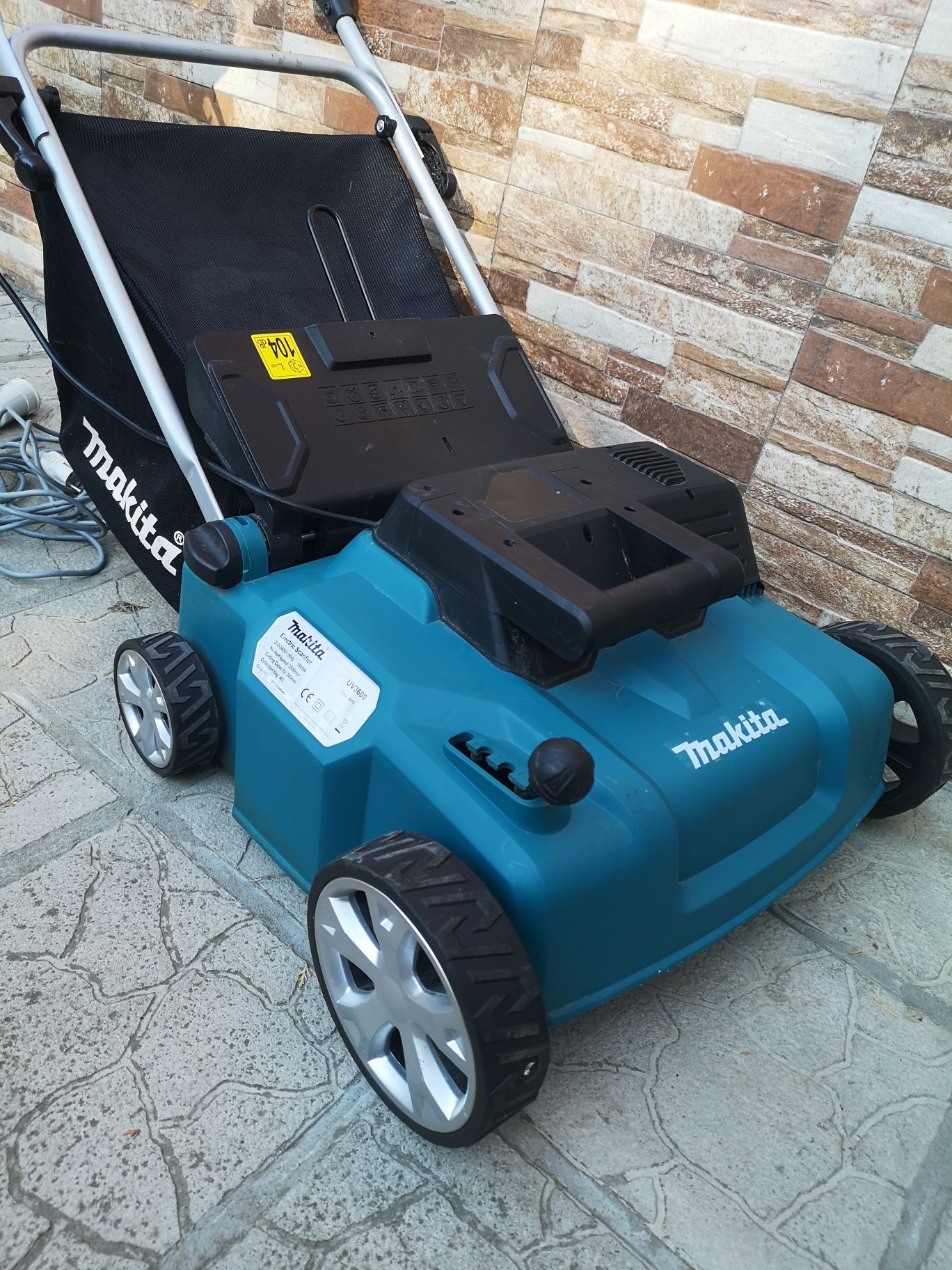 Айратор Makita UV3600  1800WAT 360mm