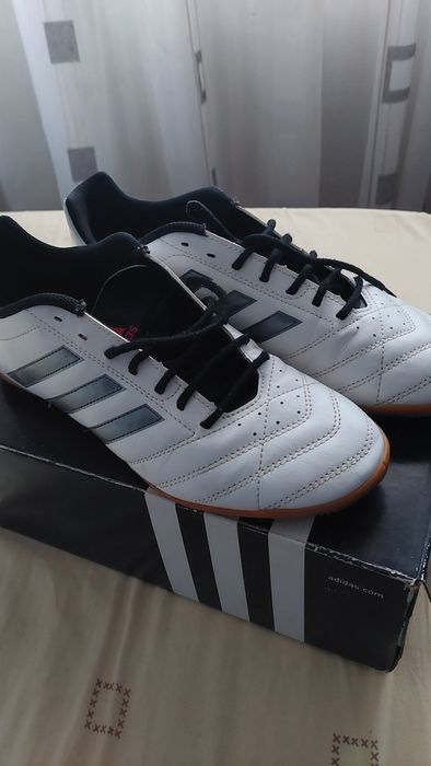 Vand Adidas marimea 43,5