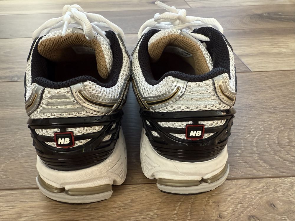 Оригинални маратонки New Balance 1906, 39.5 номер