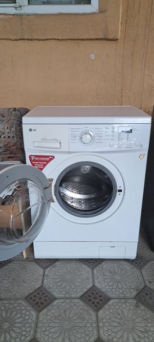 Продам стиральную машинку