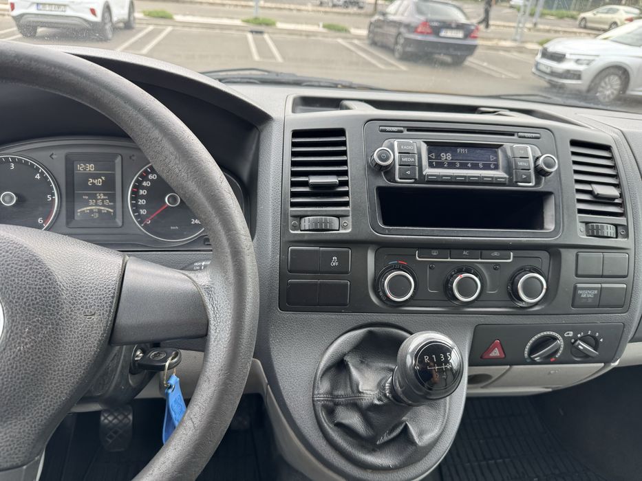 Vw transporter 8+1,2.0 diesel,,aer conditionat!