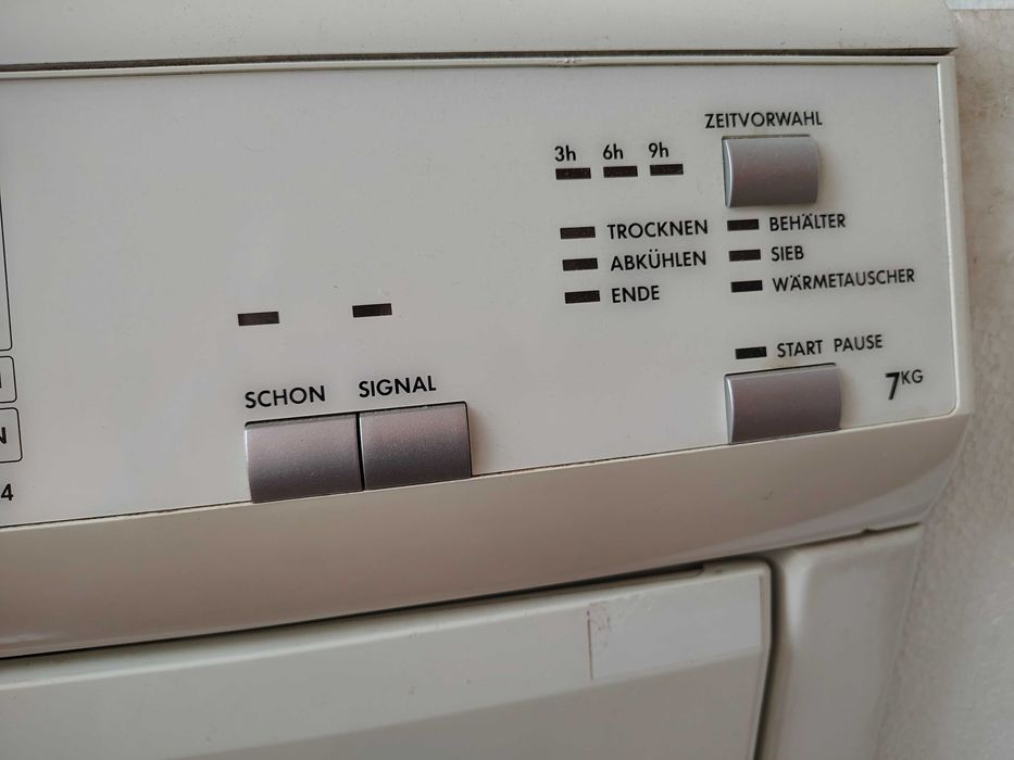 Сушилня AEG Lavatherm 7кг