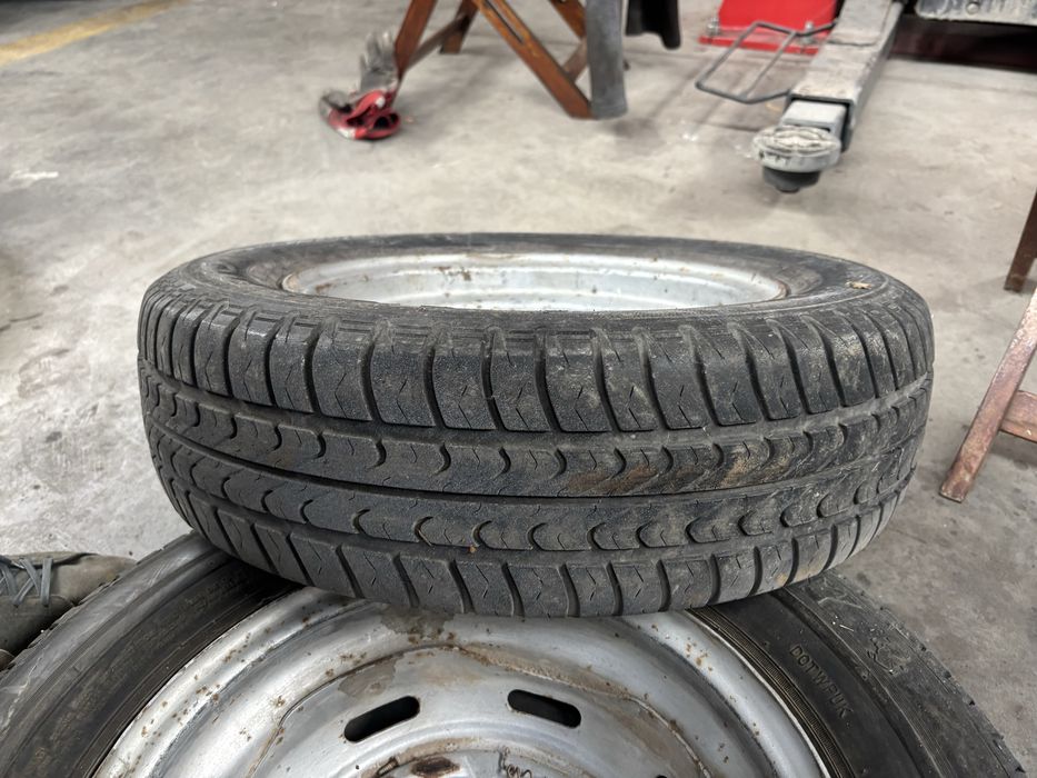 Гуми с джанти 155/70R13-1бр,155/80R13-4бр.