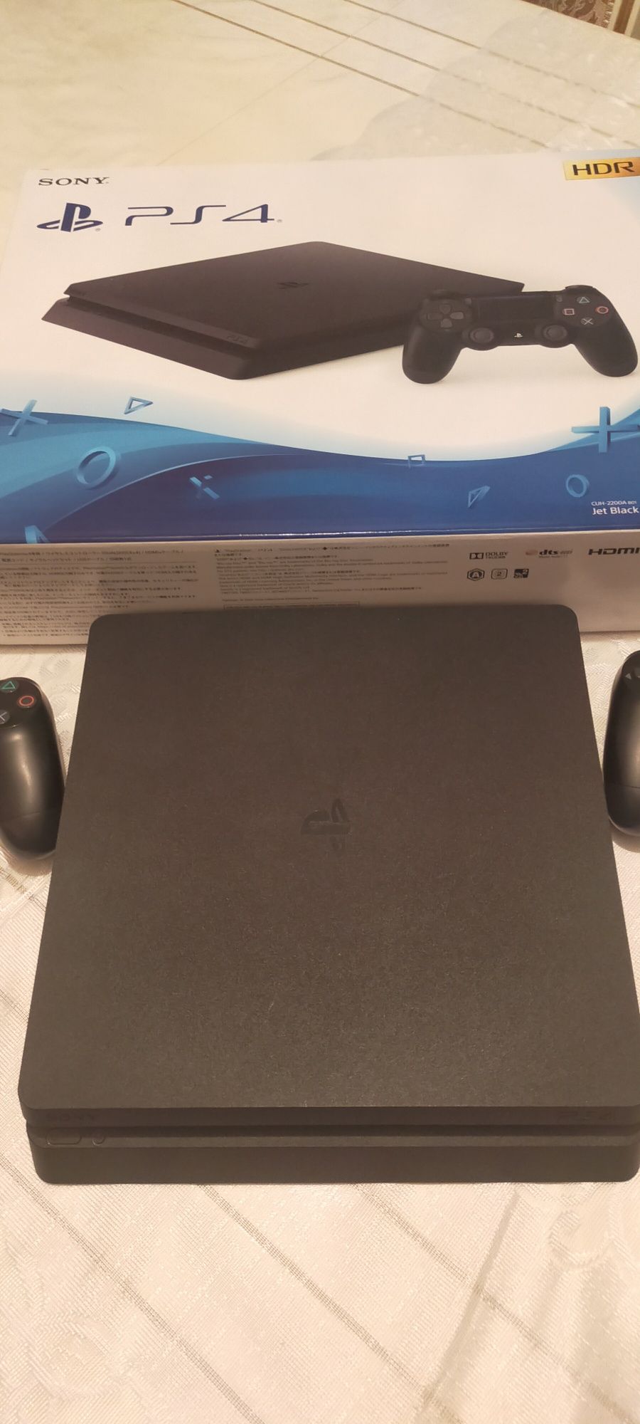 Продам PS 4 slim 500 gb