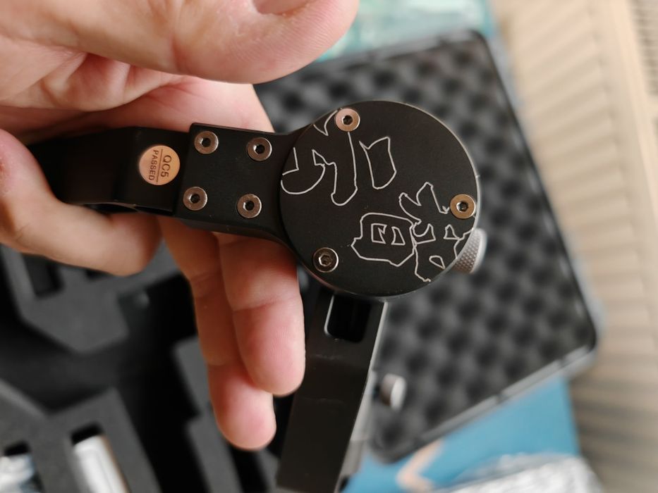 Sistem de Stabilizare ZHIYUN Crane M, cu 3 Axe de Rotatie